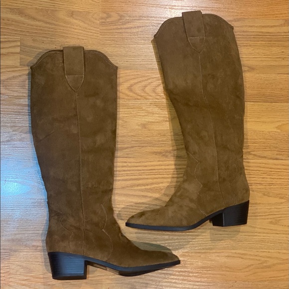 New Forever 21 cowboy boots size 7 1/2 - Picture 1 of 5